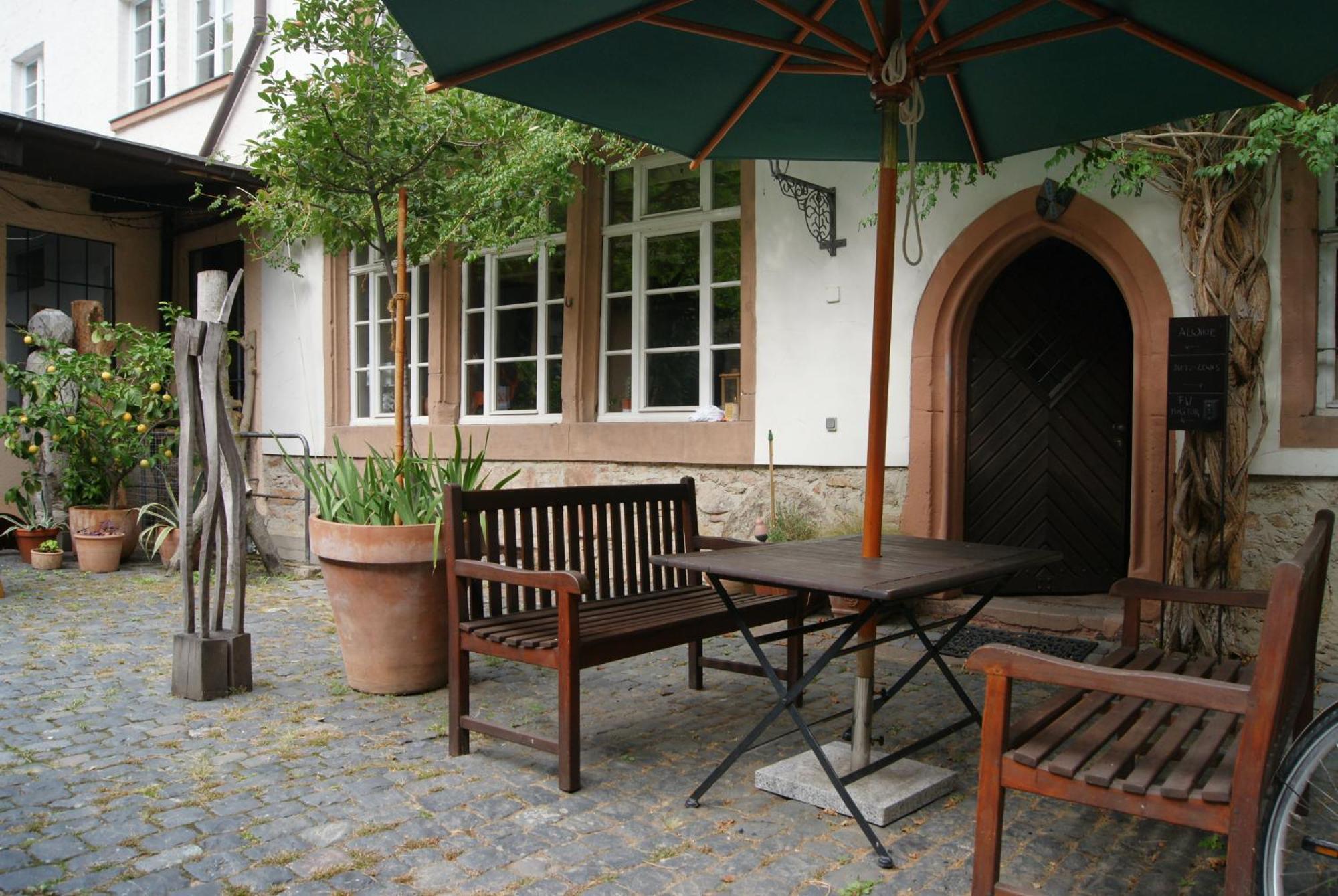Historischer Adelshof Am Marktplatz, Atelier 70 M² Weinheim Exteriér fotografie